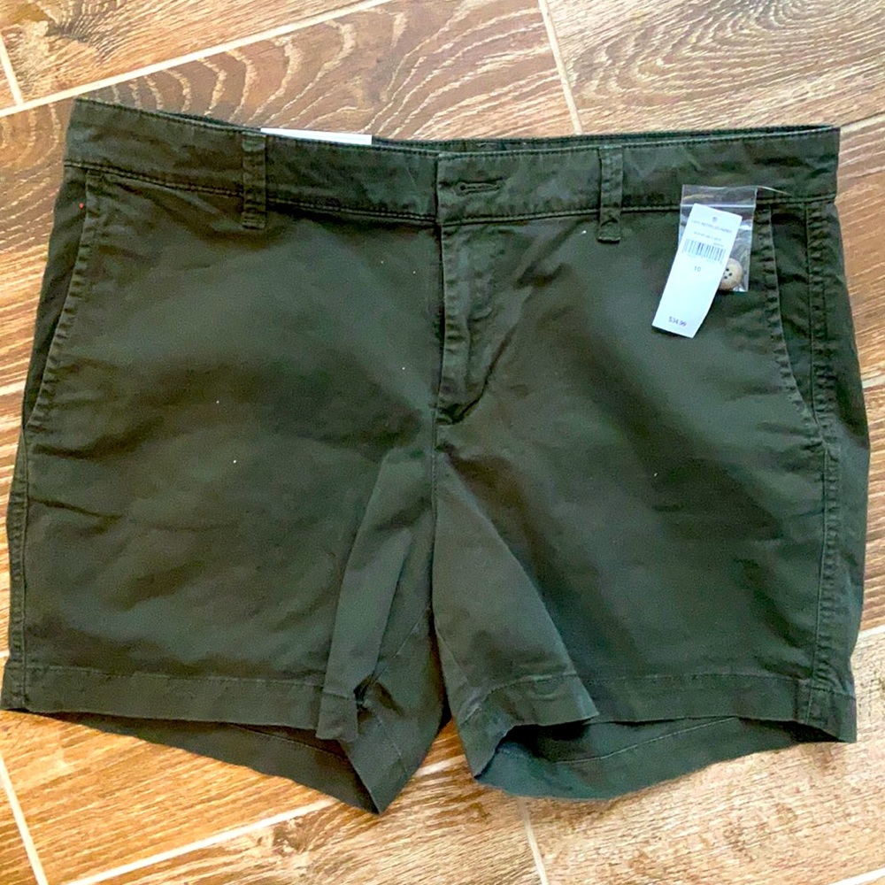 Gap Olive Green Shorts NWT
